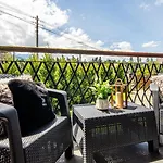Апартаменты Delta Boutique 4*